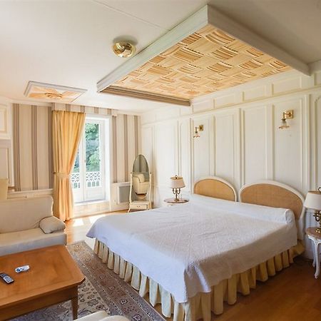 Hotel Chateau Du Val Hillion エクステリア 写真