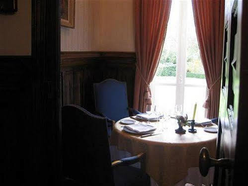 Hotel Chateau Du Val Hillion エクステリア 写真
